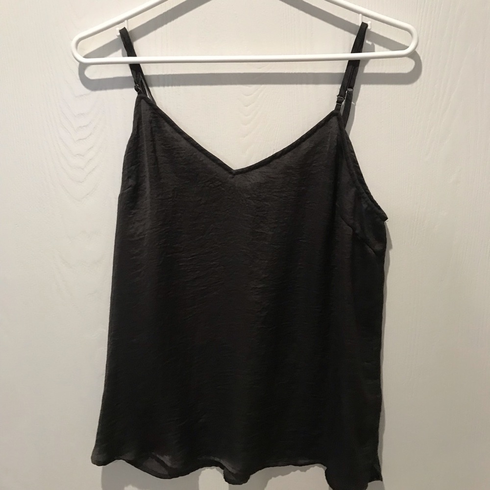 Grey tank top